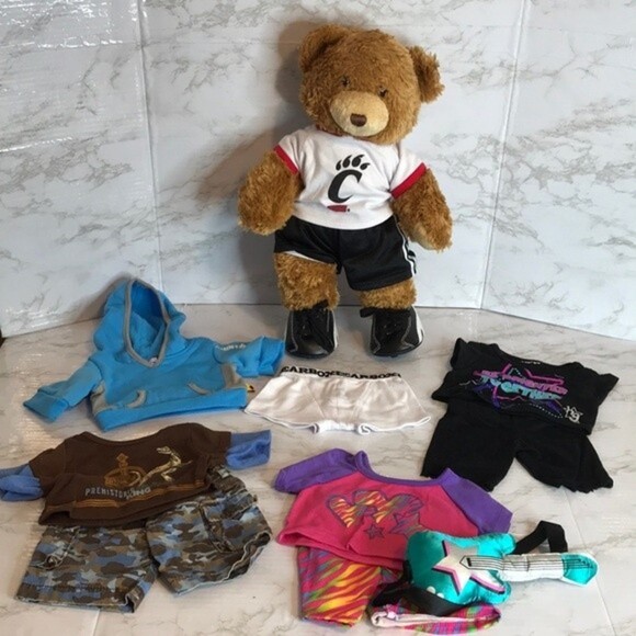Build a bear BAB brown teddy bear plush with soccer shoes and outfits bundle - Picture 1 of 14